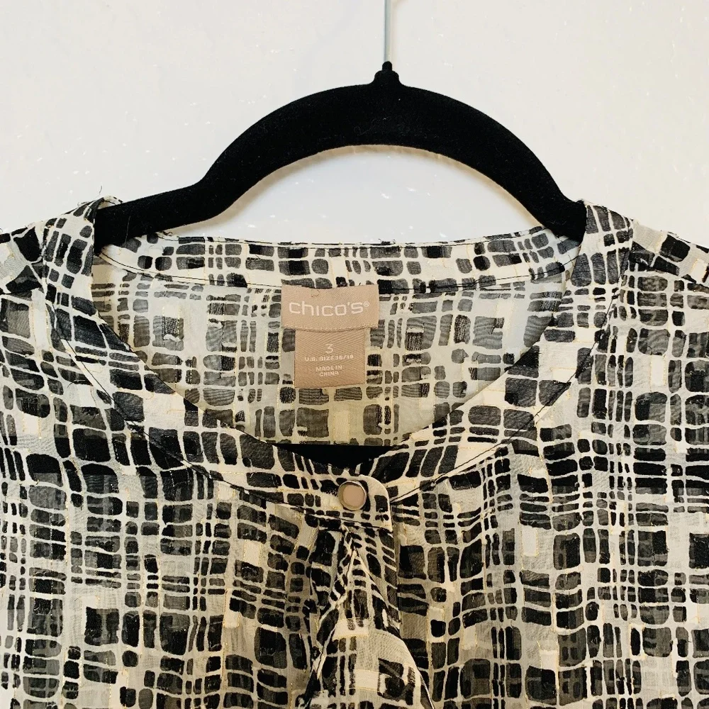 Chico's Blouse Size 3/US 16/18 Black White Metallic Gold Ruffle Front Semi Sheer
